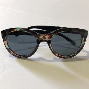 🏵2/$35🏵 Fashion Sunglasses